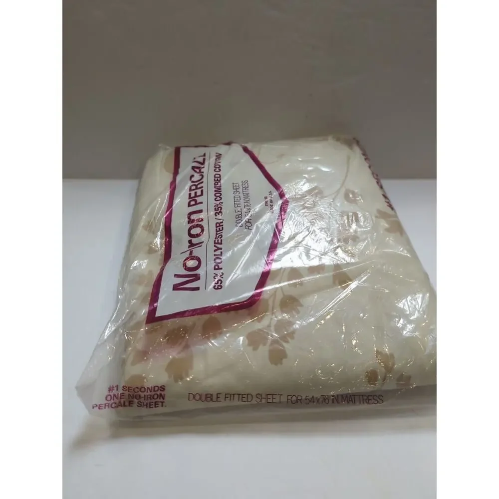 MID CENTURY NO IRON PERCALE DOUBLE FITTED SHEET WITH WHITE BUTTERFLY 54 X 76 IN.